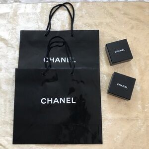 Chanel shopping bag
